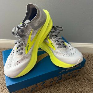Brooks Hyperion Elite 2 - Size 5.5 Unisex | Size 7.0 Womens